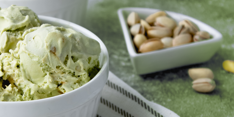 Gelato con crema di pistacchio
